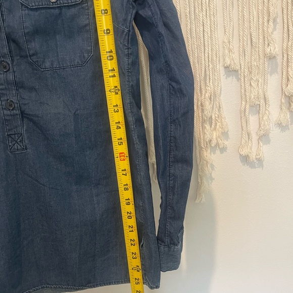 Old Navy Denim Long-Sleeve Top Size XS - Picture 6 of 7